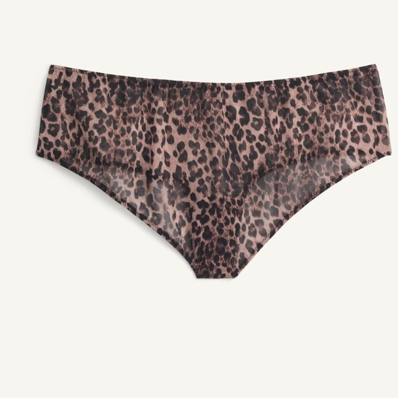 NWT 2pc ZARA  TRIANGULAR BRA X KATE MOSS SIZE ML
🚨 FINAL PRICE NO OFFER ACCEPT - Picture 7 of 8